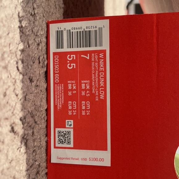 W Nike Dunk Low - Picture 4 of 4